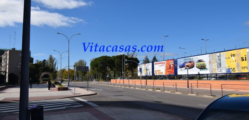 Venta Local Comercial en parque lisboa-la paz, Alcorcón