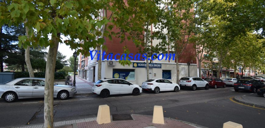 Venta Local Comercial en parque lisboa-la paz, Alcorcón
