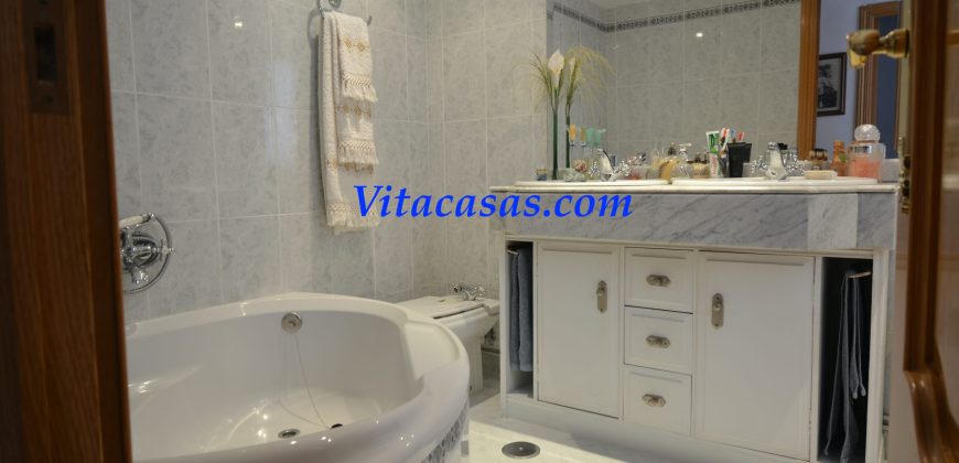 VENTA – PISO CON 5 HAB EN LAVAPIES – MADRID