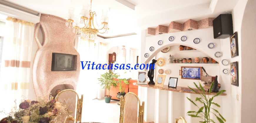 VENTA – PISO CON 5 HAB EN LAVAPIES – MADRID