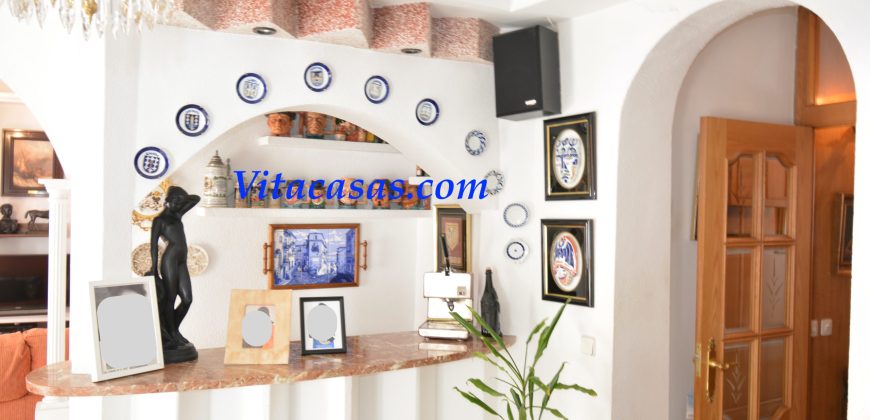 VENTA – PISO CON 5 HAB EN LAVAPIES – MADRID