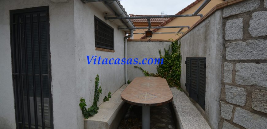 VENTA DE CHALET INDEPENDIENTE. EL TIEMBLO. AVILA