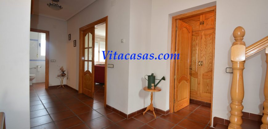 VENTA DE CHALET INDEPENDIENTE. EL TIEMBLO. AVILA