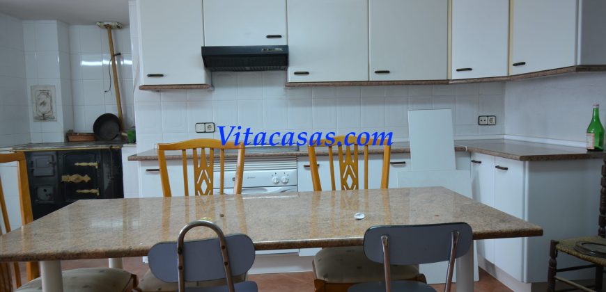 VENTA DE CHALET INDEPENDIENTE. EL TIEMBLO. AVILA