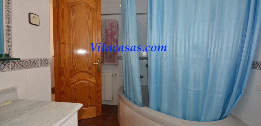 VENTA DE CHALET INDEPENDIENTE. EL TIEMBLO. AVILA
