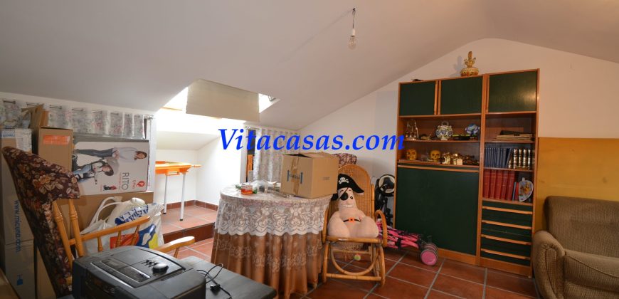 VENTA DE CHALET INDEPENDIENTE. EL TIEMBLO. AVILA