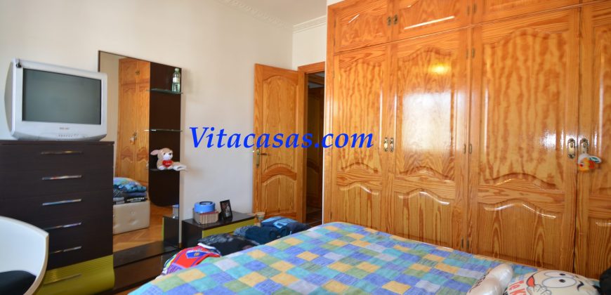 VENTA DE CHALET INDEPENDIENTE. EL TIEMBLO. AVILA