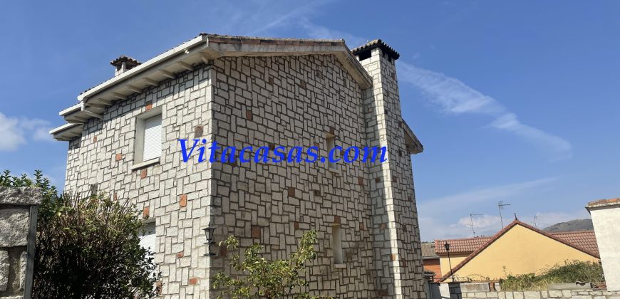 VENTA DE CHALET INDEPENDIENTE. EL TIEMBLO. AVILA