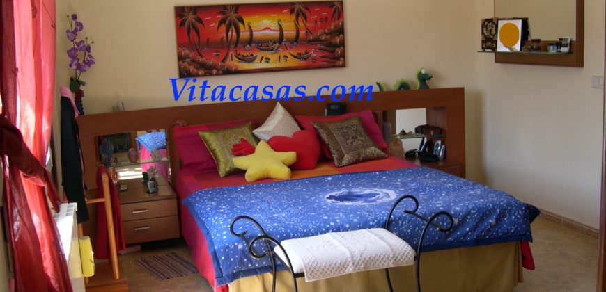 GRAN CHALET ADOSADO – SAN MARTIN DE LA VEGA – MADRID