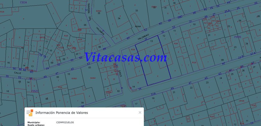 Chalet con 518 m2 de parcela y 311 m2 construidos