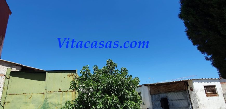 Chalet con 518 m2 de parcela y 311 m2 construidos