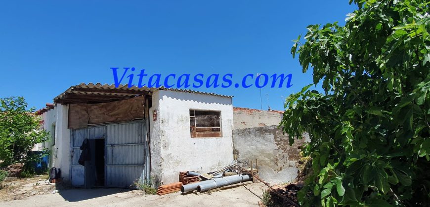 Chalet con 518 m2 de parcela y 311 m2 construidos