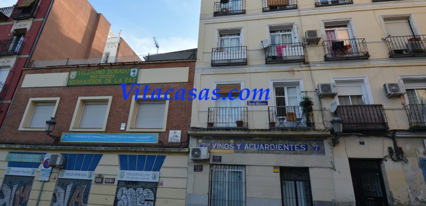 Local Reformado en Plaza General Vara del Rey. Madrid-Centro Local Reformado en Plaza General Vara del Rey. Madrid-Centro