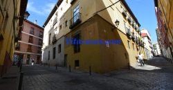Venta de piso en Tirso De Molina. Madrid