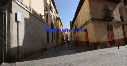 Venta de piso en Tirso De Molina. Madrid