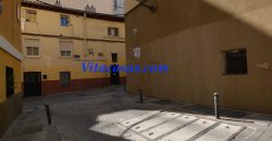 Venta de piso en Tirso De Molina. Madrid