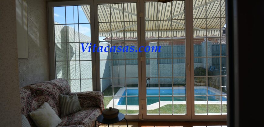 Comodo Chalet Adosado Con Piscina en San Martín De la Vega