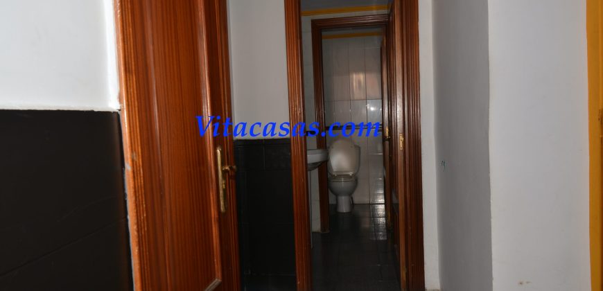 VENTA DE LOCAL EN VALDEZARZA – MADRID