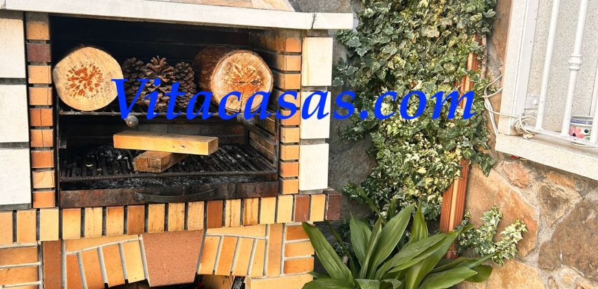 Comodo Chalet Adosado Con Piscina en San Martín De la Vega