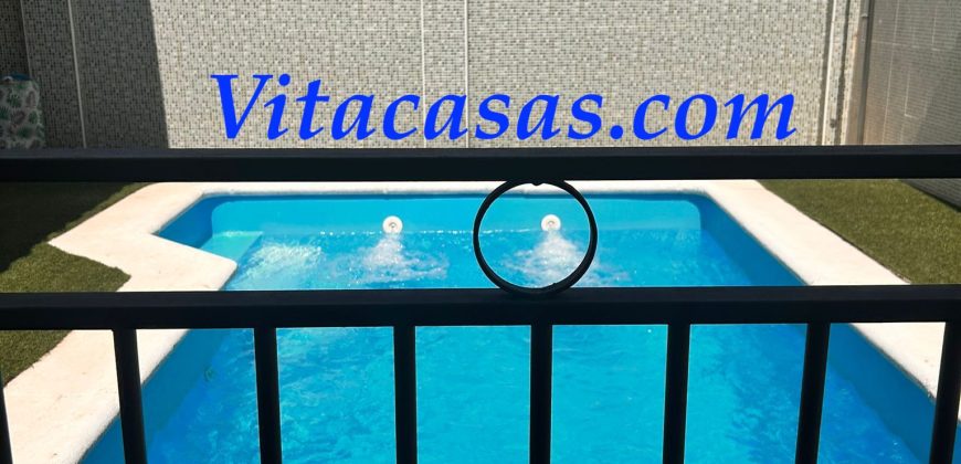 Comodo Chalet Adosado Con Piscina en San Martín De la Vega