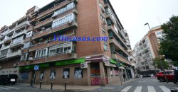 Restaurante en alquiler en zona Ventas / Manuel Becerra con salida de humos