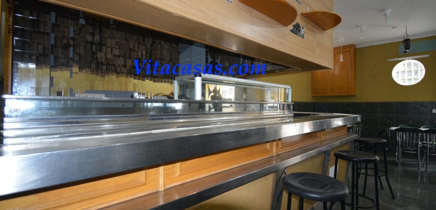 BAR EN VENTA CON LICENCIA Y TERRAZA EN VICÁLVARO. MADRID