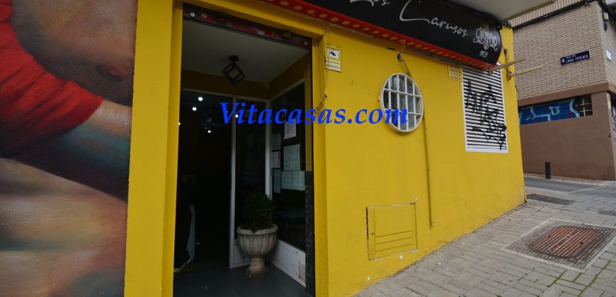 BAR EN VENTA CON LICENCIA Y TERRAZA EN VICÁLVARO. MADRID